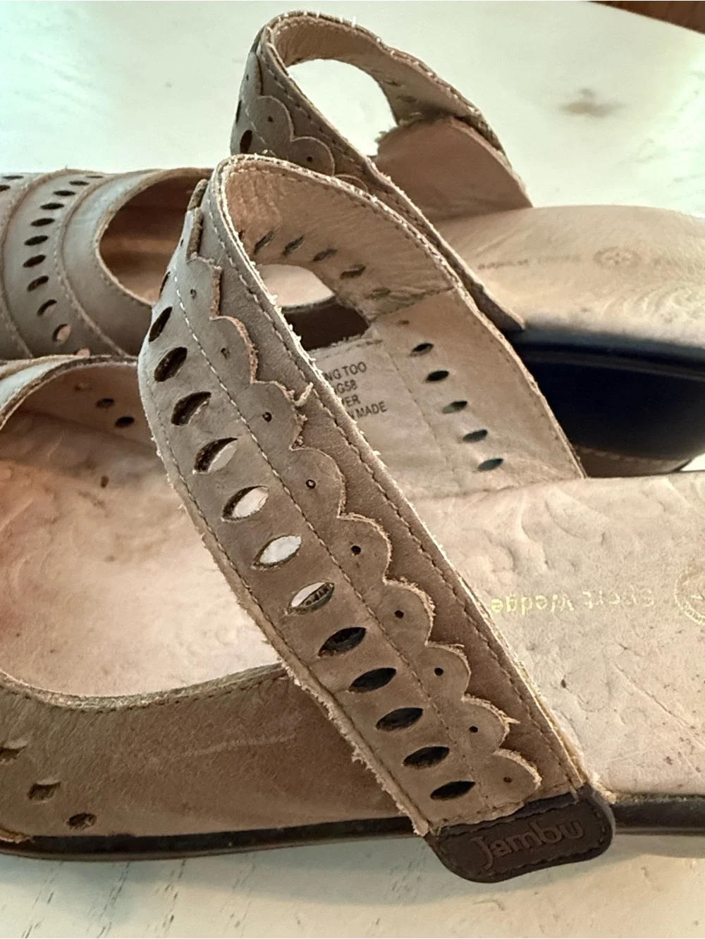 Jambu Leather Sport Wedge Peep Toe Sandals TOURING TOO Sz 9 Neutral Beige